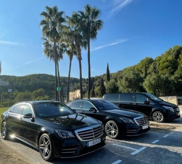 Chauffeurs-ADHOC (London)